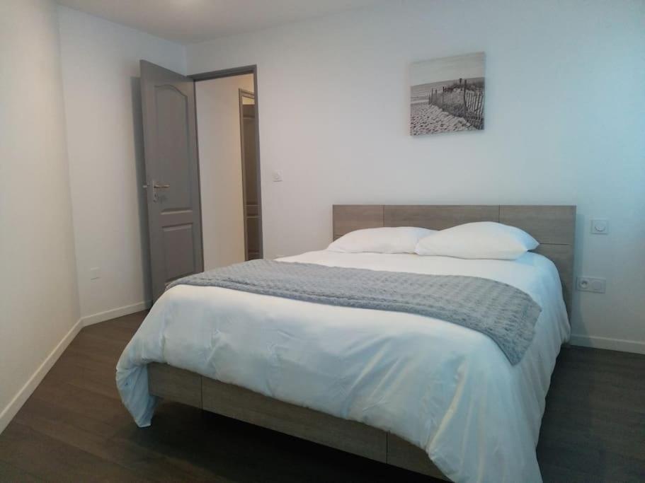 Le Douillet - Parking Gratuit - Centre Appartement